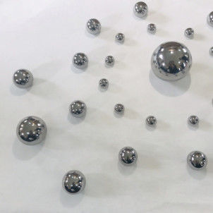 Bolas de acero sólidas de carbono 34.20m m 1,3464567&quot; grado 28 de E52100 100Cr6