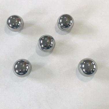 GCr15 bolas de acero de pulido HRc61 - HRc67 31.66m m 1,2464567&quot; ODM del OEM